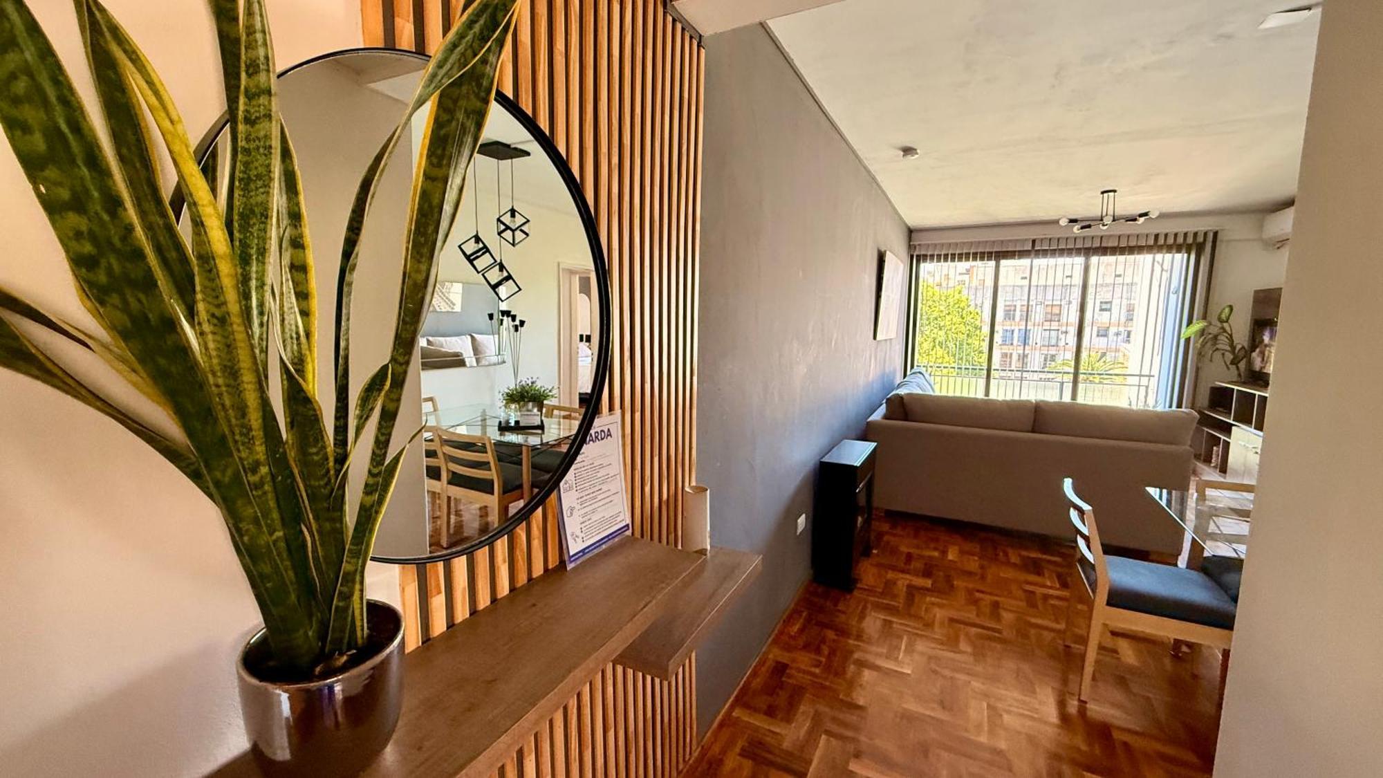 Apartment Bonarda - Departamento Con Cochera En Pleno Centro De *